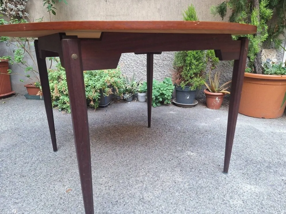 Table à manger en bois avec plateau rond, années 1950