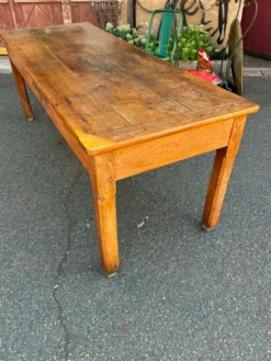 Table à manger en chêne