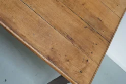 Table à manger en chêne de ferme rustique française du début du 20e siècle