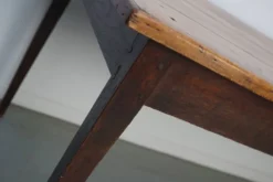 Table à manger en chêne de ferme rustique française du début du 20e siècle
