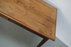 Table à manger en chêne de ferme rustique française du début du 20e siècle