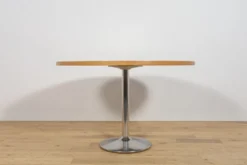 Table à manger en chêne du milieu du siècle, Danemark, années 1970