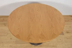 Table à manger en chêne du milieu du siècle, Danemark, années 1970