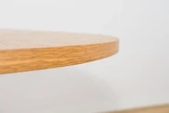 Table à manger en chêne du milieu du siècle, Danemark, années 1970