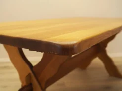 Table à manger en chêne massif par Henning Kjærnulf, Danemark, années 1960.