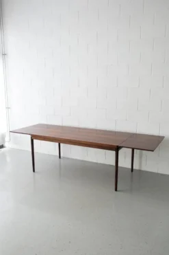 Table à manger en palissandre Johannes Andersen pour Christian Linneberg
