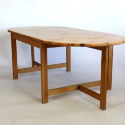 Table à manger en pin de Karin Moberg années 70