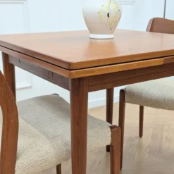 Table à manger en teck