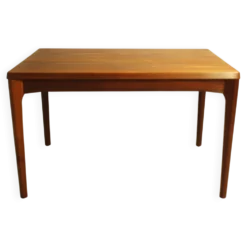 Table à manger en teck par Henning Kjaernulf, Danemark, années 1960.