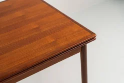 Table à manger extensible danoise, années 1960.
