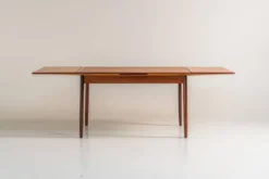 Table à manger extensible danoise, années 1960.