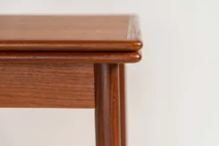 Table à manger extensible danoise, années 1960.