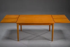 Table à manger extensible danoise en teck par Henning Kjærnulf pour Vejle Møbelfabrik, années 1960