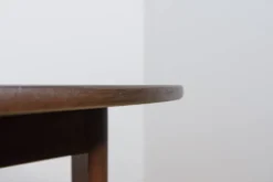 Table à manger extensible de milieu de siècle par Ole Wanscher pour l'usine de meubles Poul Jeppesens, Danemark, années 1960.