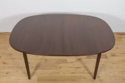 Table à manger extensible de milieu de siècle par Ole Wanscher pour l'usine de meubles Poul Jeppesens, Danemark, années 1960.