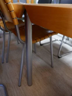 Table à manger extensible des années 1980