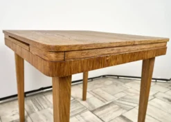 Table à manger extensible en chêne par Jitona, années 1960, Tchécoslovaquie