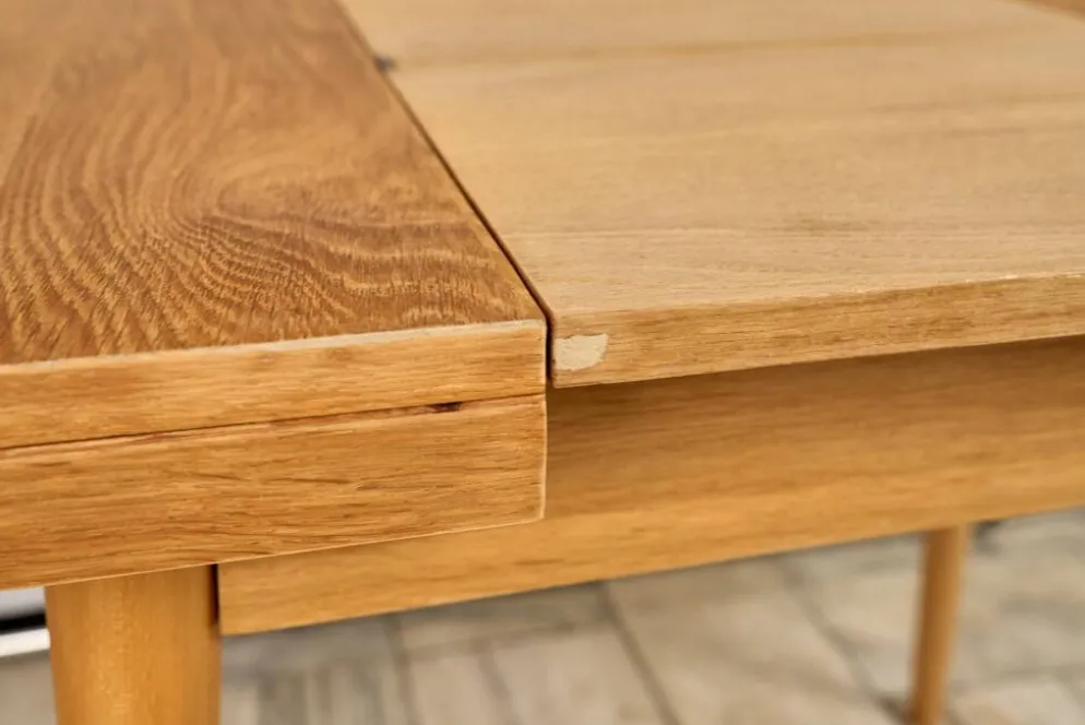Table à manger extensible en chêne par Jitona, années 1960, Tchécoslovaquie