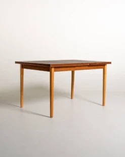 Table à manger extensible en chêne, Scandinavie, années 1960