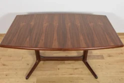 Table à manger extensible en palissandre de style mid-century moderne, Danemark, années 1960.