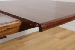 Table à manger extensible en palissandre de style mid-century moderne, Danemark, années 1960.