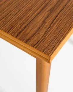 Table à manger extensible en stratifié et hêtre, Suède, années 1950-60.
