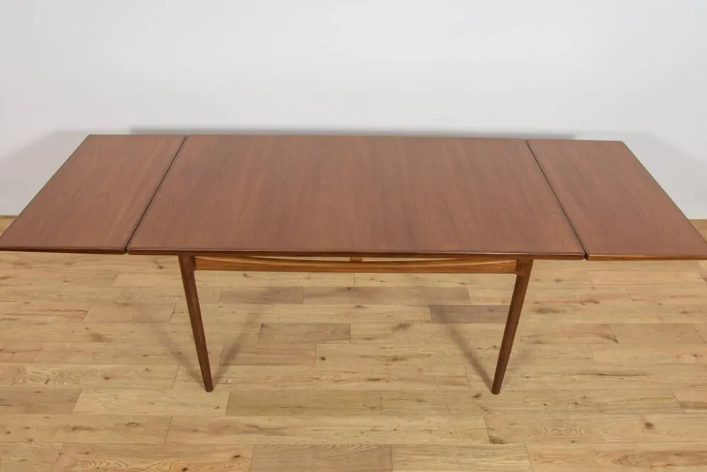 Table à manger extensible en teck de style mid-century par Ib Kofod-Larsen pour G-Plan, Royaume-Uni, années 1960.
