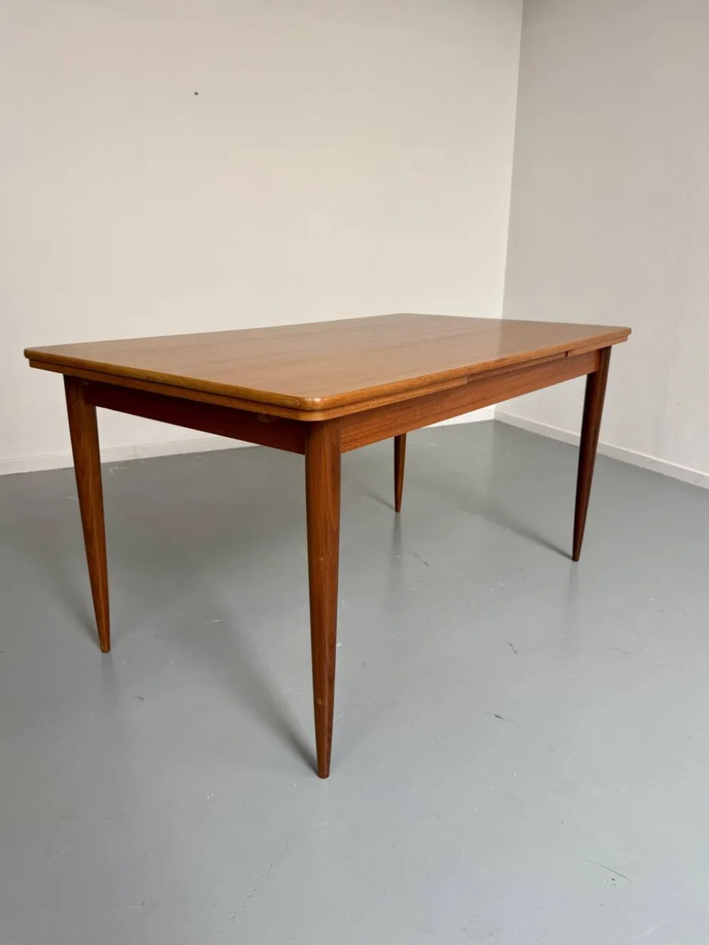 Table à manger extensible en teck design scandinave des années 1960