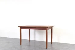 Table à manger extensible en teck danois des années 1960.