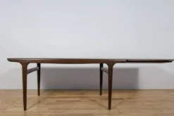 Table à manger extensible en teck de style mid-century conçue par Johannes Andersen pour Uldum Møbelfabrik, Danemark, années 1960.