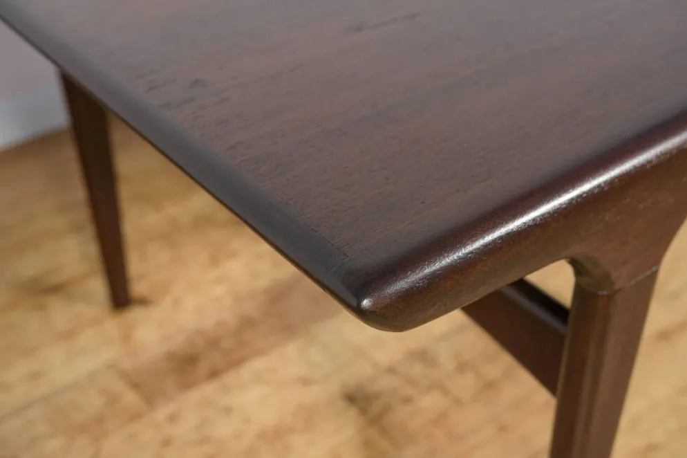 Table à manger extensible en teck de style mid-century conçue par Johannes Andersen pour Uldum Møbelfabrik, Danemark, années 1960.
