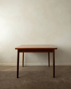Table à manger extensible en teck moderne danois modèle 24 par Ansager Møbler années 1960.