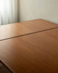 Table à manger extensible en teck moderne danois modèle 24 par Ansager Møbler années 1960.