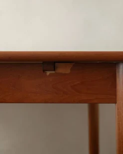Table à manger extensible en teck moderne danois modèle 24 par Ansager Møbler années 1960.