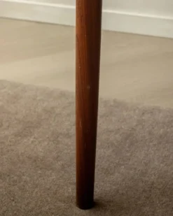 Table à manger extensible en teck moderne danois modèle 24 par Ansager Møbler années 1960.