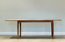 Table à manger extensible en teck danois des années 50 (Johannes Andersen)