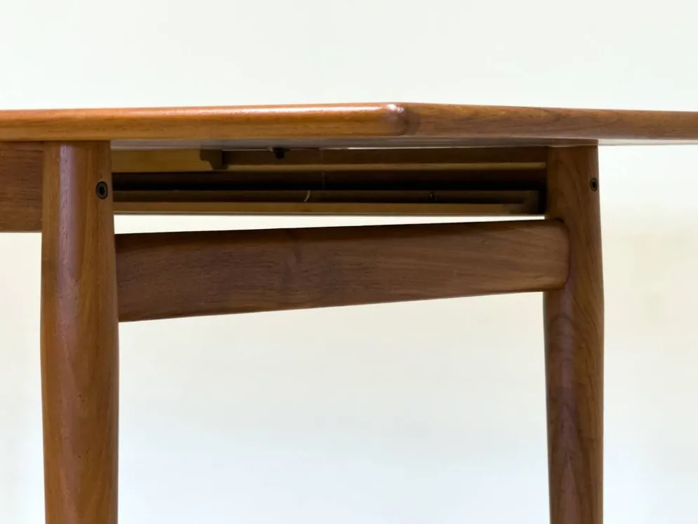 Table à manger extensible en teck danois des années 50 (Johannes Andersen)