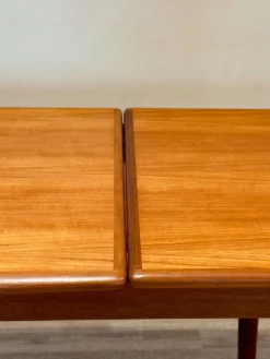Table à manger extensible en teck danois des années 50 (Johannes Andersen)