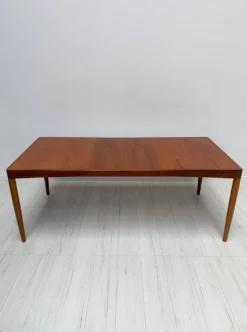 Table à manger extensible en teck danois vintage des années 1960.