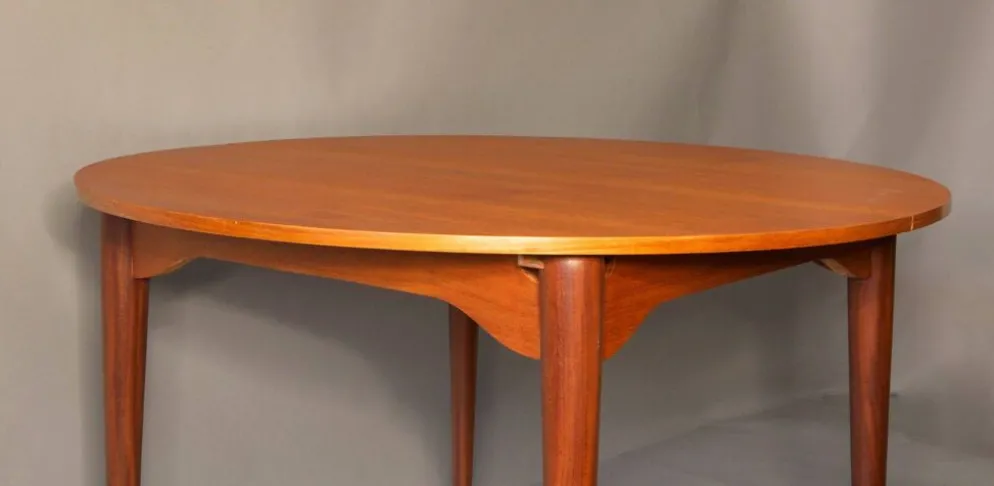 Table à manger extensible en teck circulaire italienne, années 1960