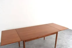 Table à manger extensible en teck danois des années 50 de Rogenstrup Möbelfabrik