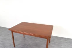 Table à manger extensible en teck danois des années 50 de Rogenstrup Möbelfabrik