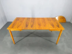 Table à manger extensible en teck danois des années 1960