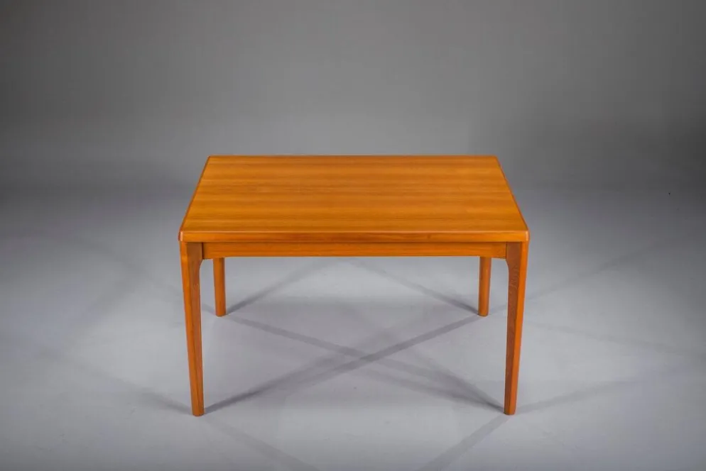 Table à manger extensible en teck par Henning Kjaernulf pour Vejle Stole & Møbelfabrik