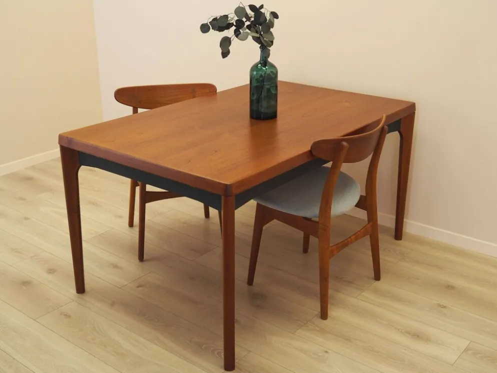 Table à manger extensible en teck Henning Kjærnulf, Vejle, années 1960