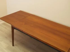 Table à manger extensible en teck Henning Kjærnulf, Vejle, années 1960