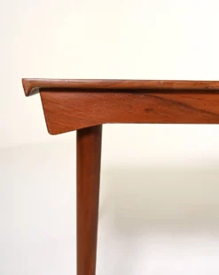 Table à manger extensible France & Søn par Finn Juhl, années 1960.