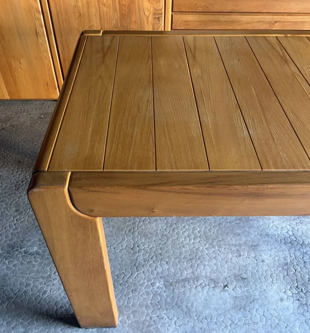 Table à manger extensible Maison Regain en bois d'orme massif