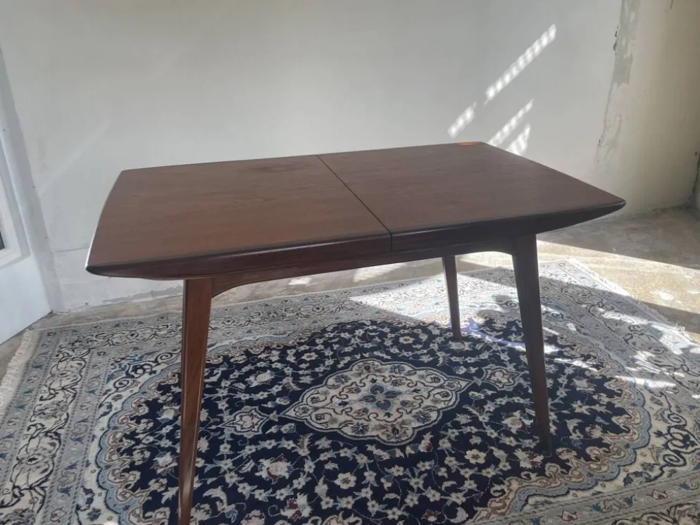 Table à manger extensible Milaan par Louis van Teeffelen pour Wébé