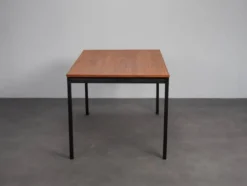 Table à manger extensible modèle 3707 par Gispen, Pays-Bas, années 1960.
